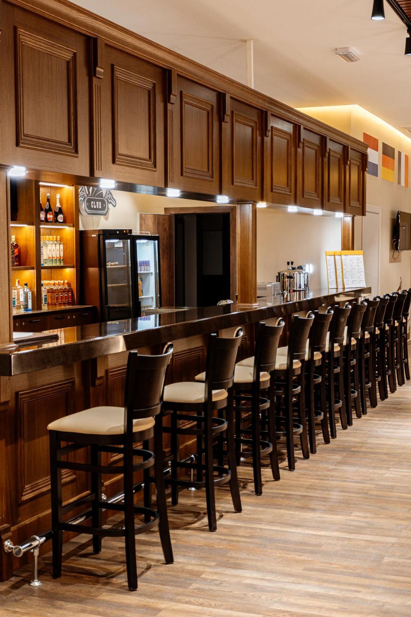 Chagala Hotel Aksai Aksay Екстериор снимка