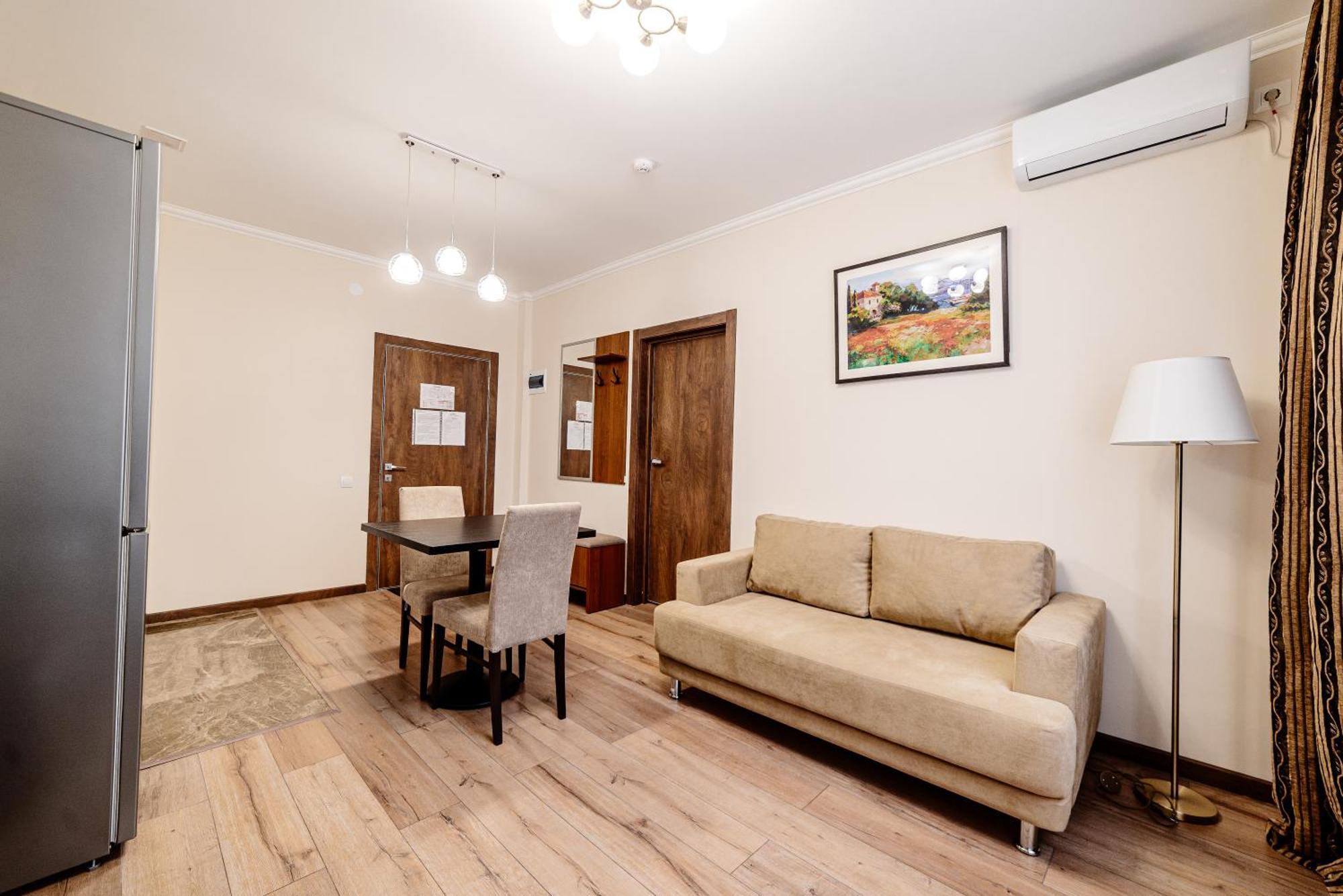 Chagala Hotel Aksai Aksay Екстериор снимка