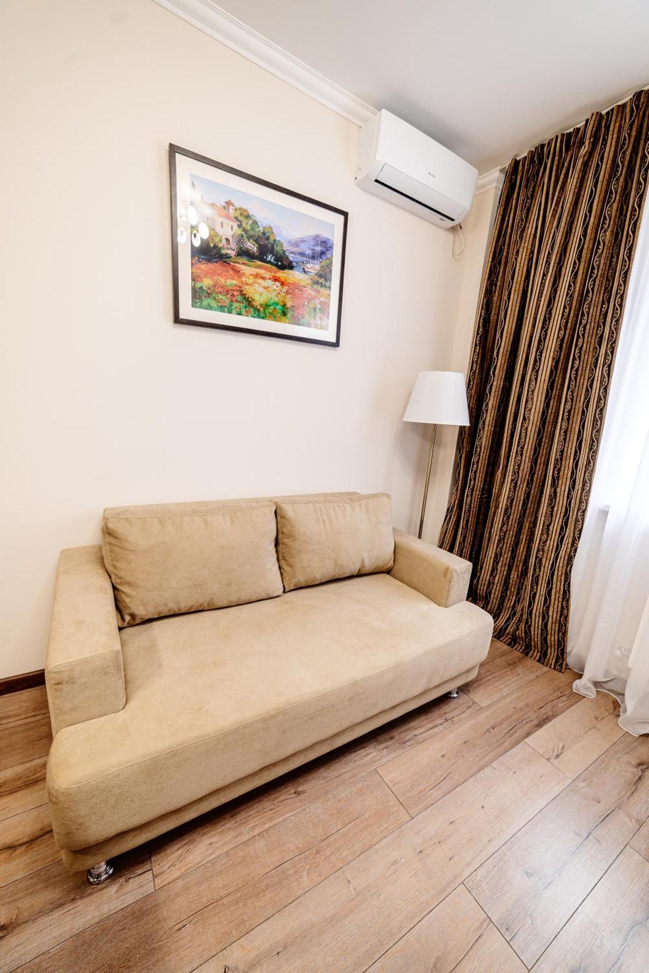 Chagala Hotel Aksai Aksay Екстериор снимка